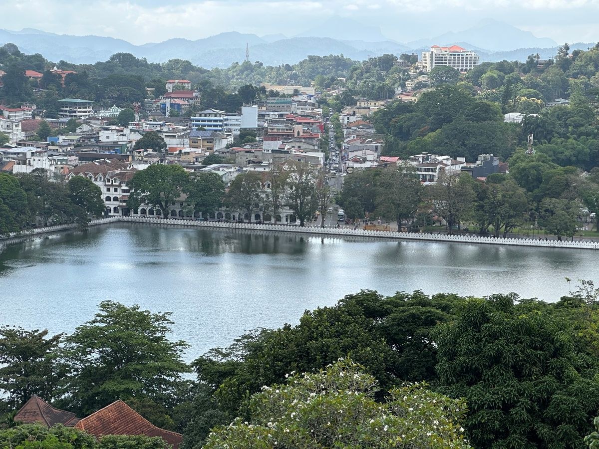 6 Days Sri Lanka Tour Package | Kandy, Nuwara Eliya, Ella, Bentota & Colombo
